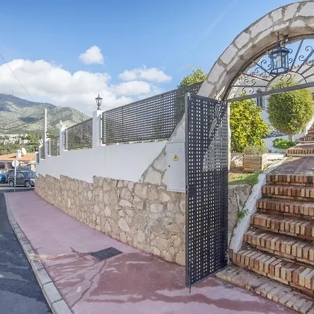 Betty Fuengirola